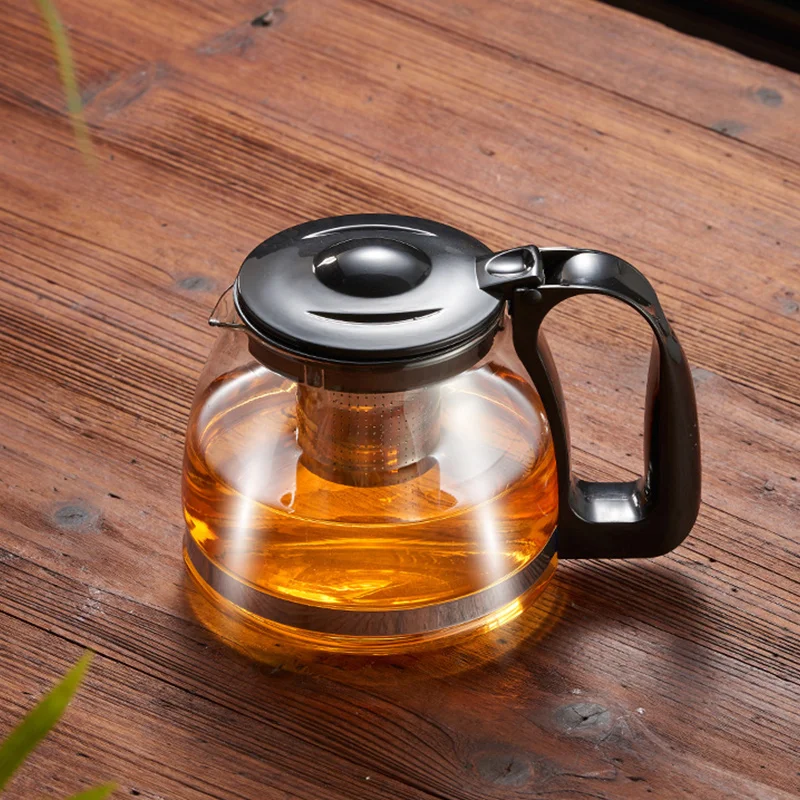 carafe à eau en verre